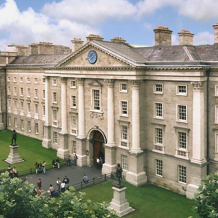 Trinity College - Campus Accommodation ดับลิน ภายนอก รูปภาพ