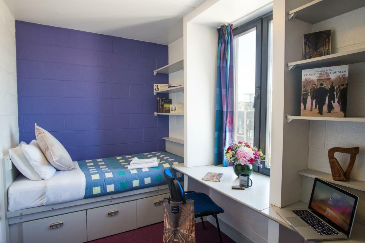 Trinity College - Campus Accommodation ดับลิน ภายนอก รูปภาพ