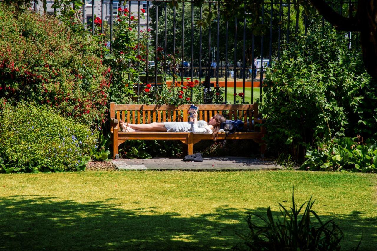 Trinity College - Campus Accommodation ดับลิน ภายนอก รูปภาพ
